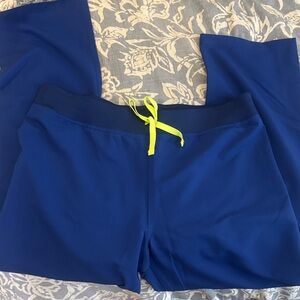 Figs Women's Livingston electric blue